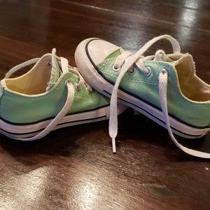 Mint green converse
